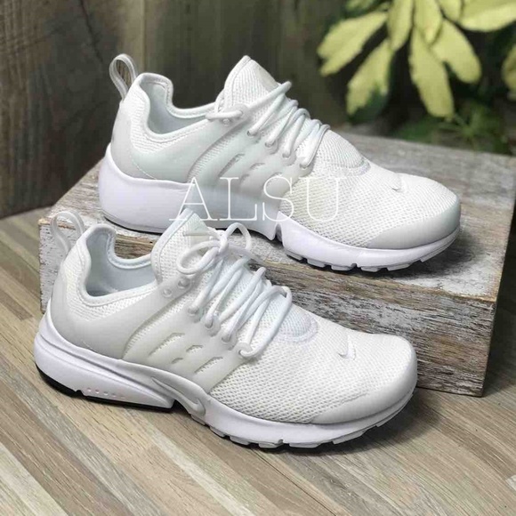 NWT  Nike Air Presto White W AUTHENTIC - Picture 6 of 8
